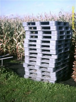 kunstof pallets plastic pallets stapelpallets - 7