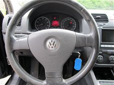 Volkswagen Golf - 1.6 FSI Sportline