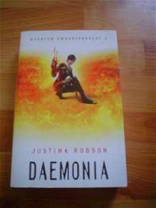 Daemonia door Justina Robson