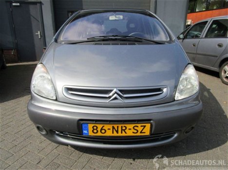 Citroën Xsara Picasso - PICASSO 1.8 16V 81KW DIFFERÉNCE 2 CLIMA CRUISE CONTROL TREKHAAK PDC - 1