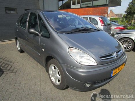 Citroën Xsara Picasso - PICASSO 1.8 16V 81KW DIFFERÉNCE 2 CLIMA CRUISE CONTROL TREKHAAK PDC - 1
