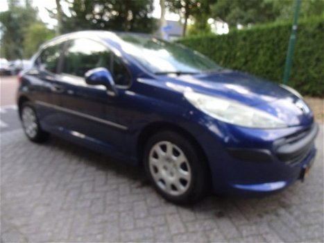 Peugeot 207 - 1.4 HDI XR - 1