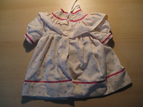 Een vintage poppenkleedje...voor een pop van ca. 50 cm - 4
