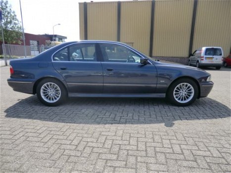 BMW 5-serie - 525 AUT Executive Youngtimer - 1