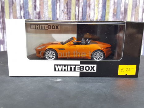Jaguar F Type S 2014 oranje 1:43 Whitebox - 4