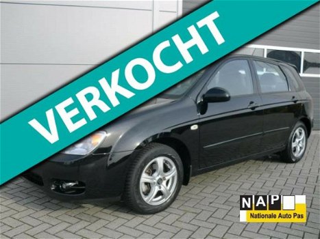 Kia Cerato - 2.0-16V Sport - 1