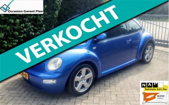 Volkswagen New Beetle - 2.0 Highline - 1