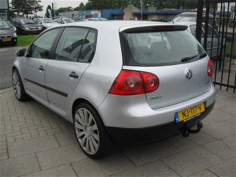 Volkswagen Golf - 1.9 TDI TRENDLINE Nw. distributie 1e eigenaar - 1