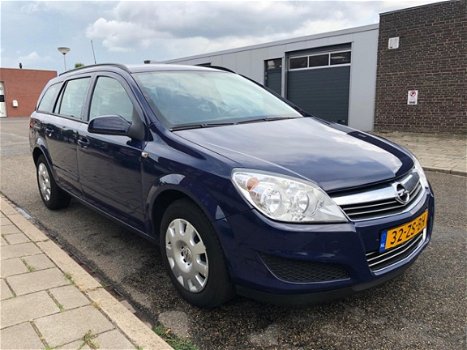 Opel Astra - 1.7cdti Business 81kW - 1