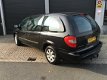 Chrysler Grand Voyager - 3.3i V6 SE Luxe - 1 - Thumbnail