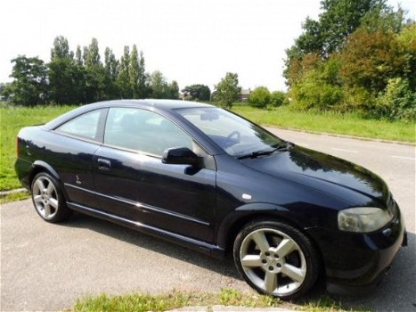 Opel Astra Coupé - 2.0-16V Turbo - 1