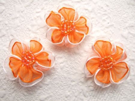 Prachtige organza bloem met kraaltjes ~ 2,5 cm ~ Oranje - 2