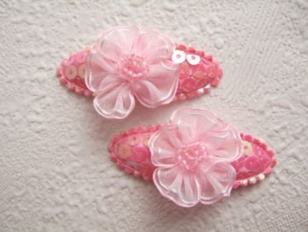 Prachtige organza bloem met kraaltjes ~ 2,5 cm ~ Donker roze - 5