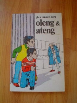 Oleng & Ateng door Phia van den Berg - 1