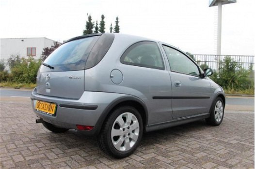 Opel Corsa - 1.2 16v - 1