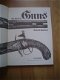 The world of guns by Richard Akehurst (geweren) - 2 - Thumbnail