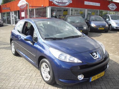 Peugeot 207 - 1.4 VTi X-line (airco, bj09, lmv, 4250, -) - 1