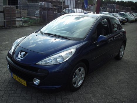 Peugeot 207 - 1.4 VTi X-line (airco, bj09, lmv, 4250, -) - 1