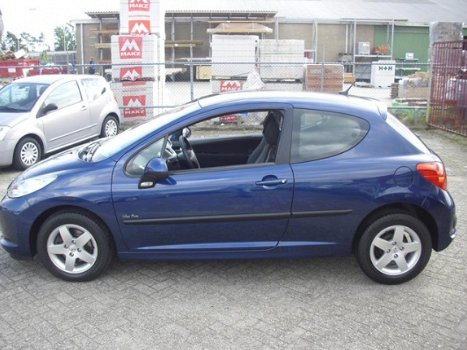 Peugeot 207 - 1.4 VTi X-line (airco, bj09, lmv, 4250, -) - 1