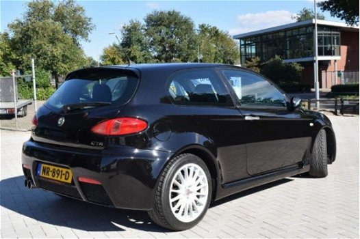 Alfa Romeo 147 - 3.2 24v gta unieke auto - 1