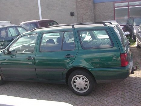 Volkswagen Golf Variant - 1.8 CL - 1