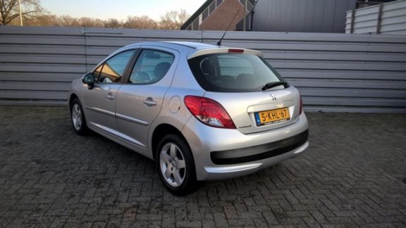 Peugeot 207 - 1.4 Acces Lite - 1