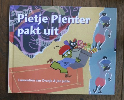 Sinterklaasboek: Pietje Pienter pakt uit (nieuw) - 1