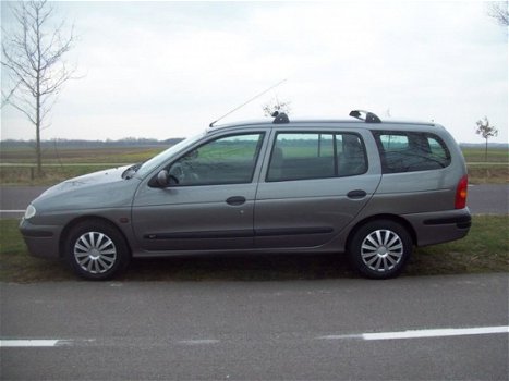 Renault Mégane Break - 1.4-16V RN - 1