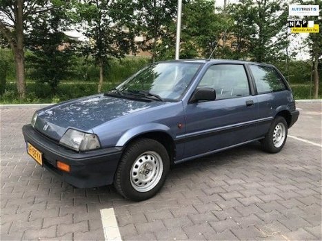 Honda Civic - 1.5 GL AUTOMAAT YOUNGTIMER €120, - WB PER JAAR ORG. NL AUTO - 1