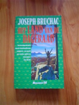 Het land van de dageraad door Joseph Bruchac - 1