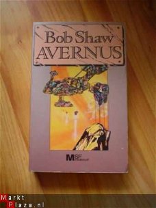 Avernus door Bob Shaw