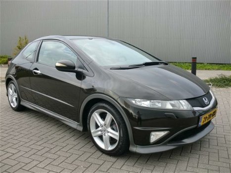 Honda Civic - 1.8 Type S Advantage - 1