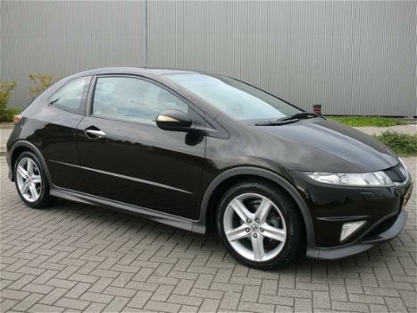 Honda Civic - 1.8 Type S Advantage - 1