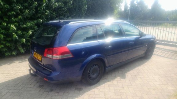 Opel Vectra Wagon - 3.0 V6 CDTi Elegance - 1