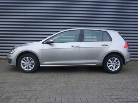 Volkswagen Golf - 1.4TSI 122PK Comf.line ECC. PDC. Stoelverw - 1