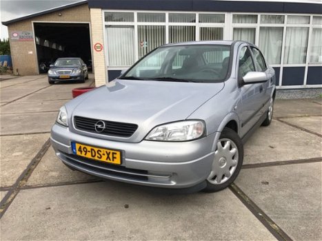 Opel Astra - Stuurbkr/5 deurs/1.6-16V Club - 1