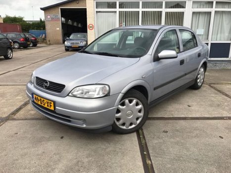 Opel Astra - Stuurbkr/5 deurs/1.6-16V Club - 1