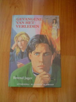 Gevangene van het verleden door Berend jager - 1