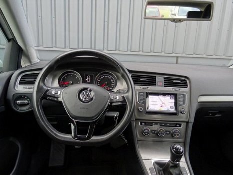 Volkswagen Golf - 1.6 TDI BlueMotion Edition 40 - 1