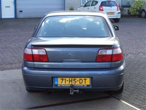 Opel Omega - 2.2i-16V Business Edition - 1