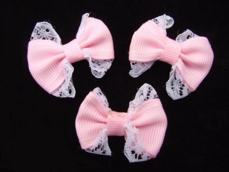 Roze grosgrain strikje met wit kant ~ 3,5 cm - nr. 1