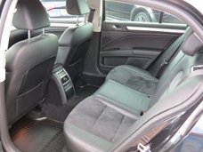 Skoda Superb - 1.6TDI 105PK Greenline Artic Active Leder/Xenon/Airco/Navigatie