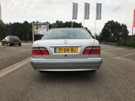 Mercedes-Benz E-klasse - 240 Elegance Aut, Youngtimer, Org NL - 1