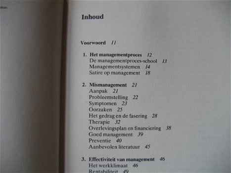 Dagelijks Management door A van 't Hof copyright 1986, - 2