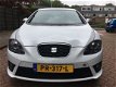 Seat Leon - FR 2.0 TDI 106DKM/ XENON/NAVI /HALF LEDEREN BEKLEDING/ PDC ETC ETC - 1 - Thumbnail