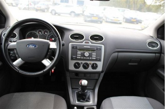 Ford Focus - 1.6 TDCI TREND euro 4 airco, cruise control, elektrische ramen, trekhaak, 4 nieuwe band - 1