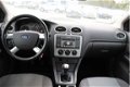 Ford Focus - 1.6 TDCI TREND euro 4 airco, cruise control, elektrische ramen, trekhaak, 4 nieuwe band - 1 - Thumbnail