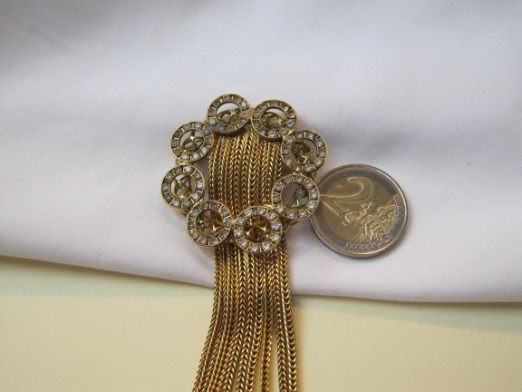 Broche antiek goudkleurig met sliertjes en heldere kristal rijnsteen cirkels 4.0x8.7 cm - Afbeelding 7