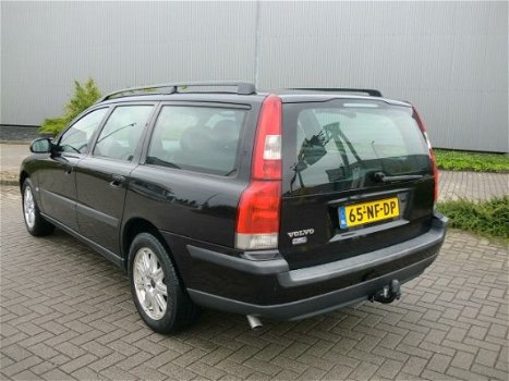 Volvo V70 - 2.4 Edition II - 1