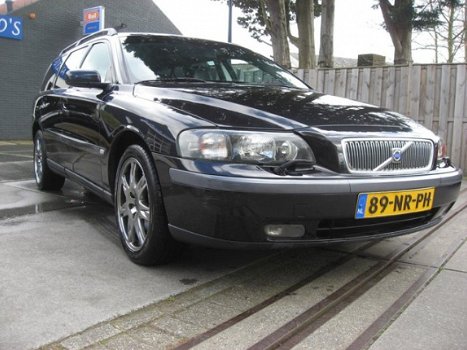 Volvo V70 - 2.4 Edition || 7 persoons - 1